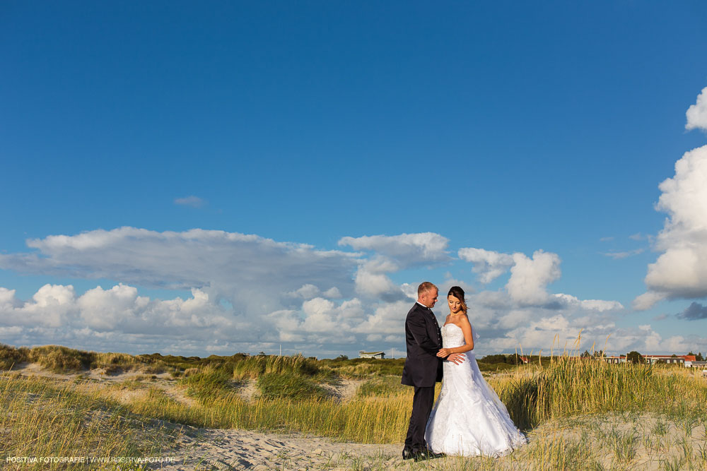 After-Wedding-Shooting Brautpaarshooting mit Olga und Alex in Sankt Peter-Ording an der Nordsee in Schleswig-Holstein - Hochzeitsfotografen Vitaly Nosov & Nikita Kret / Positiva Fotografie