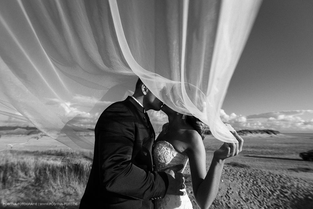 After-Wedding-Shooting Brautpaarshooting mit Olga und Alex in Sankt Peter-Ording an der Nordsee in Schleswig-Holstein - Hochzeitsfotografen Vitaly Nosov & Nikita Kret / Positiva Fotografie