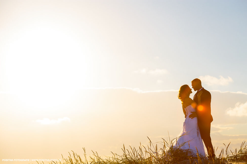 After-Wedding-Shooting Brautpaarshooting mit Olga und Alex in Sankt Peter-Ording an der Nordsee in Schleswig-Holstein - Hochzeitsfotografen Vitaly Nosov & Nikita Kret / Positiva Fotografie