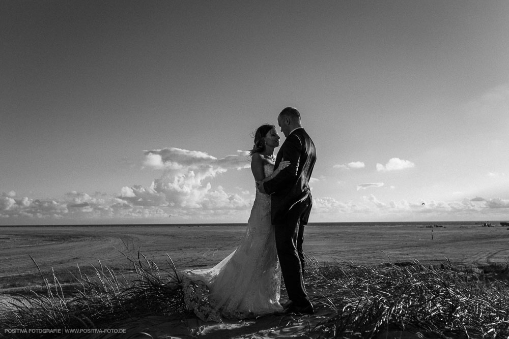 After-Wedding-Shooting Brautpaarshooting mit Olga und Alex in Sankt Peter-Ording an der Nordsee in Schleswig-Holstein - Hochzeitsfotografen Vitaly Nosov & Nikita Kret / Positiva Fotografie