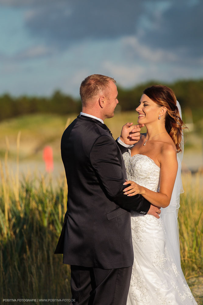 After-Wedding-Shooting Brautpaarshooting mit Olga und Alex in Sankt Peter-Ording an der Nordsee in Schleswig-Holstein - Hochzeitsfotografen Vitaly Nosov & Nikita Kret / Positiva Fotografie