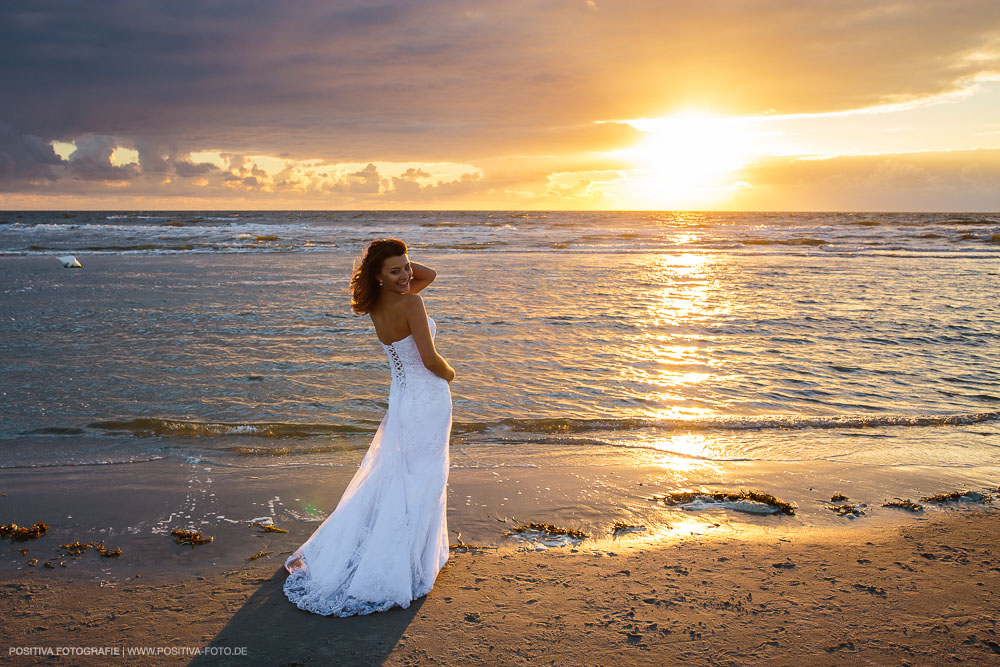 After-Wedding-Shooting Brautpaarshooting mit Olga und Alex in Sankt Peter-Ording an der Nordsee in Schleswig-Holstein - Hochzeitsfotografen Vitaly Nosov & Nikita Kret / Positiva Fotografie