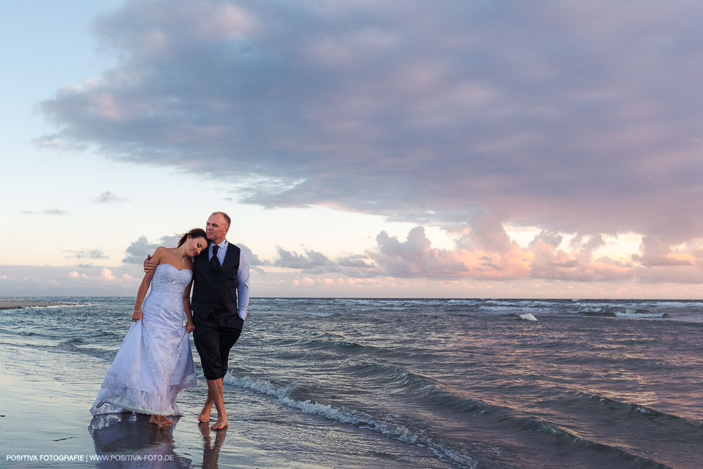 After-Wedding-Shooting Brautpaarshooting mit Olga und Alex in Sankt Peter-Ording an der Nordsee in Schleswig-Holstein - Hochzeitsfotografen Vitaly Nosov & Nikita Kret / Positiva Fotografie