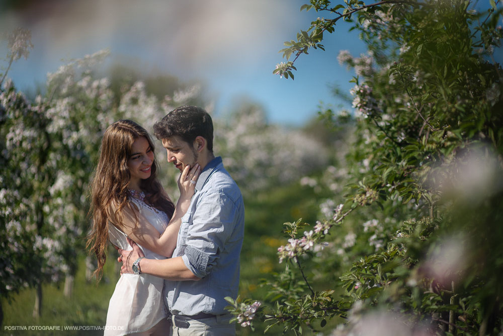 Fotoshooting mit Lusine und Dima im Alten Land - Vitaly Nosov & Nikita Kret - Positiva Fotografie