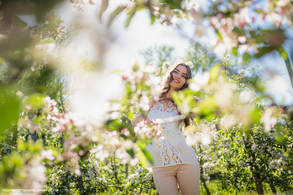 Fotoshooting mit Lusine und Dima im Alten Land - Vitaly Nosov & Nikita Kret - Positiva Fotografie