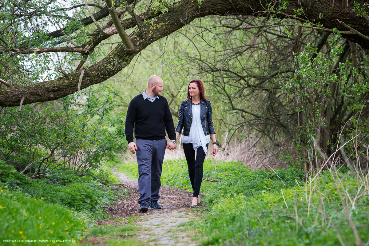 Fotoshooting, Engagementshooting mit Wladimir und Olga - Altes Land, Niedersachsen. Fotografen Vitaly Nosov und Nikita Kret / Positiva Fotografie