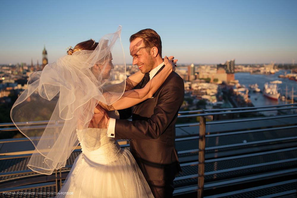 Hochzeitsfotografie: Hochzeit von Anna und Martin in St. Gerdrud-Kirche und Elb-Panorama in Hamburg / Vitaly Nosov & Nikita Kret - Hochzeitsfotograf Hamburg