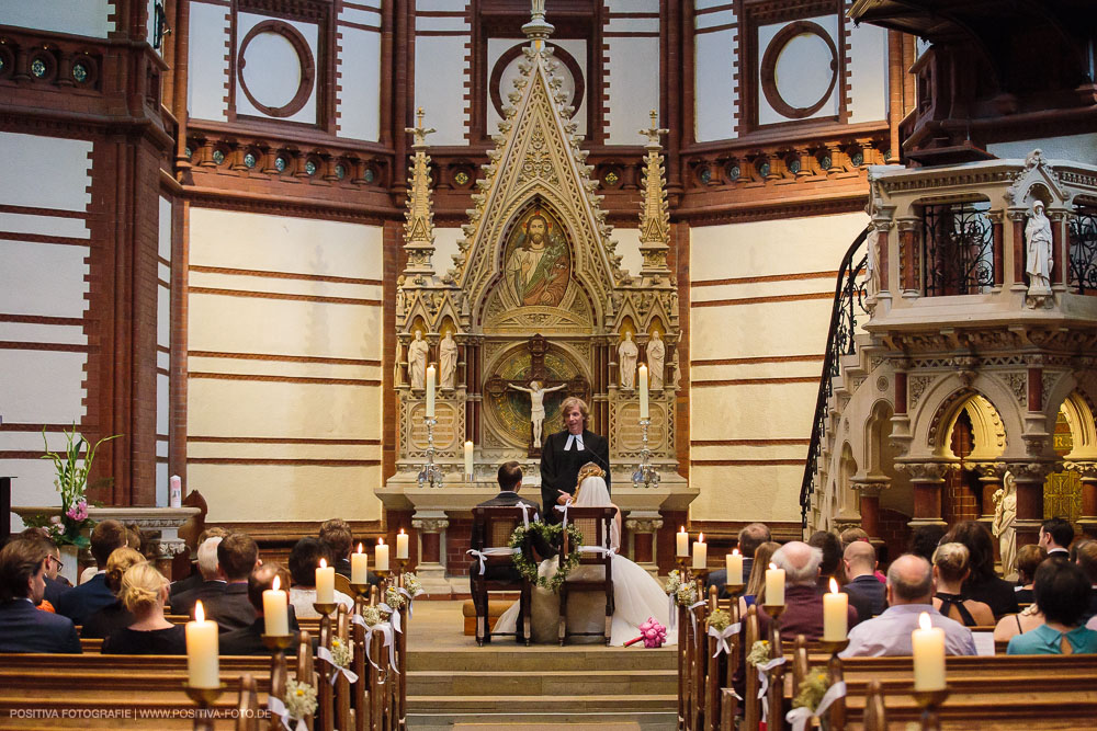 Hochzeitsfotografie: Hochzeit von Anna und Martin in St. Gerdrud-Kirche und Elb-Panorama in Hamburg / Vitaly Nosov & Nikita Kret - Hochzeitsfotograf Hamburg