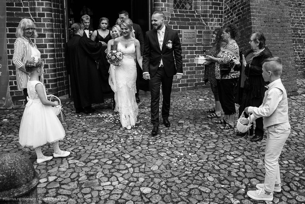 Hochzeitsfotografie: Hochzeit von Alex und Sarah im Dom zu Bardowick St. Peter und Paul / Vitaly Nosov & Nikita Kret - Hochzeitsfotograf Hamburg