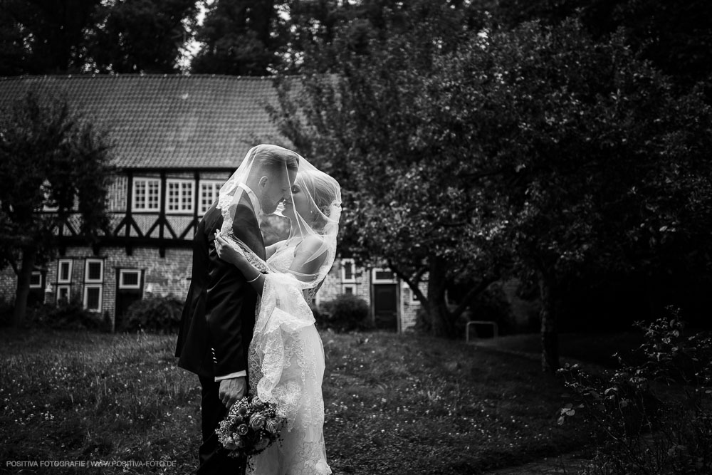 Hochzeitsfotografie: Hochzeit von Alex und Sarah in Bardowick / Vitaly Nosov & Nikita Kret - Hochzeitsfotograf Hamburg