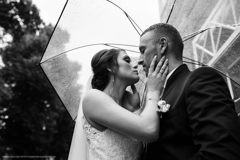 Hochzeit von Alex und Lidia in Itzehoe, Brautpaarshooting - Braupaarportraits / Vitaly Nosov & Nikita Kret - Hochzeitsfotograf Hamburg