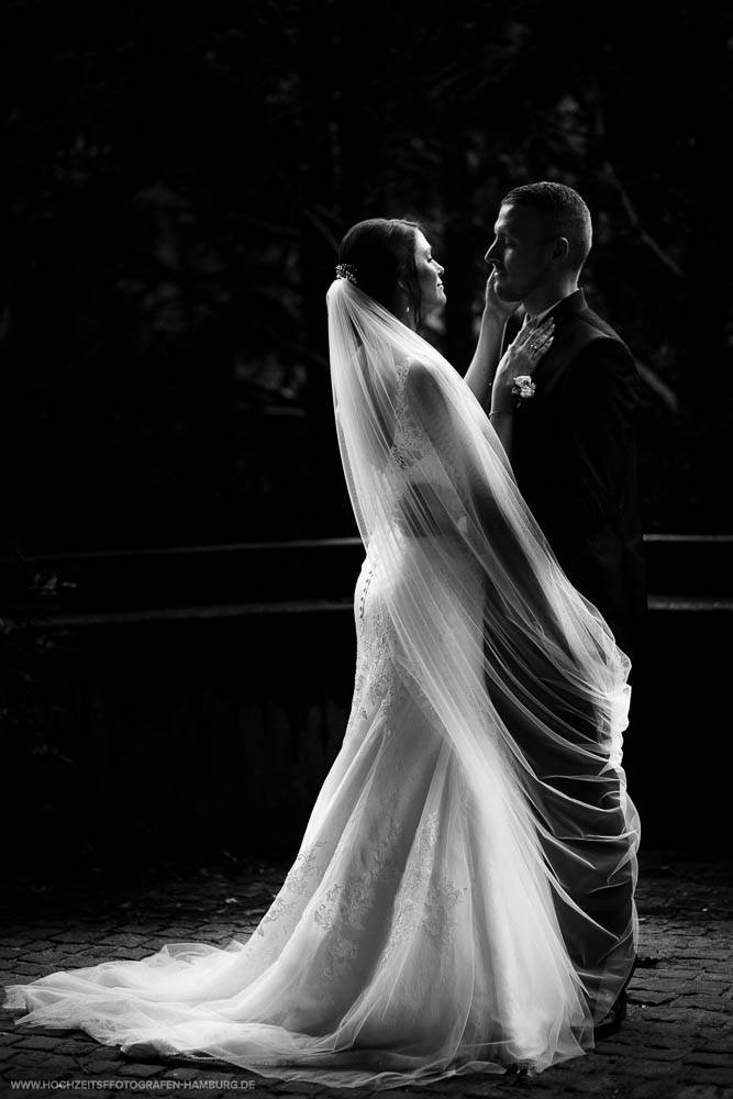 Hochzeit von Alex und Lidia in Itzehoe, Brautpaarshooting - Braupaarportraits / Vitaly Nosov & Nikita Kret - Hochzeitsfotograf Hamburg