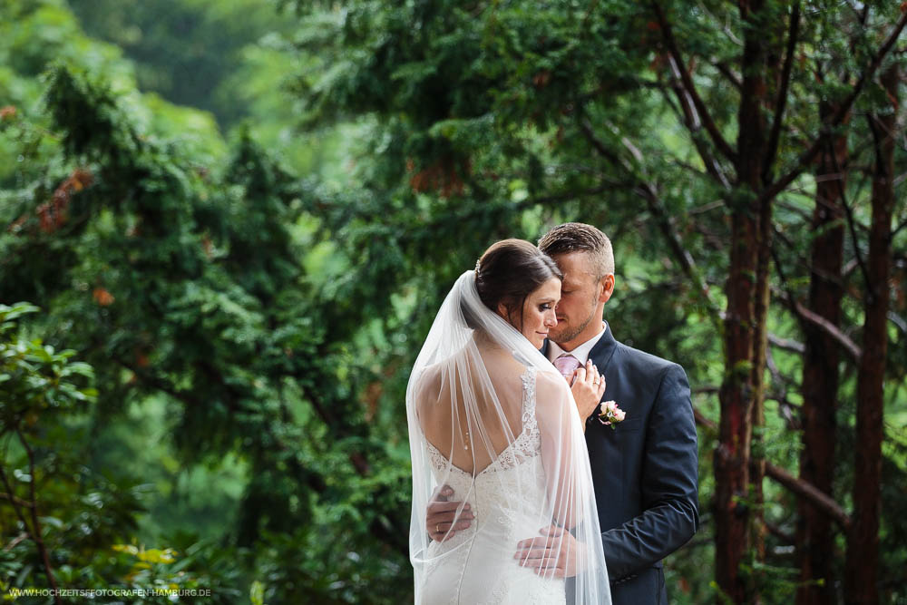 Hochzeit von Alex und Lidia in Itzehoe, Brautpaarshooting - Braupaarportraits / Vitaly Nosov & Nikita Kret - Hochzeitsfotograf Hamburg