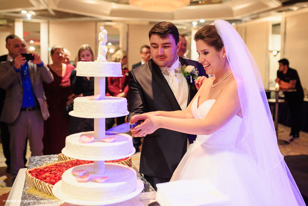 Hochzeit von Jan und Andrea in Grand Elyse Hamburg: Hochzeitsfotos und Hochzeitsclip - Vitaly Nosov & Nikita Kret / Positiva Fotografie