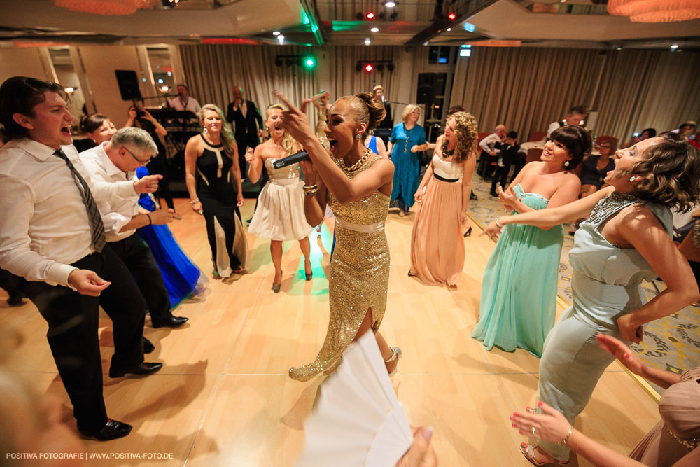 Hochzeit von Jan und Andrea in Grand Elyse Hamburg: Hochzeitsfotos und Hochzeitsclip - Vitaly Nosov & Nikita Kret / Positiva Fotografie