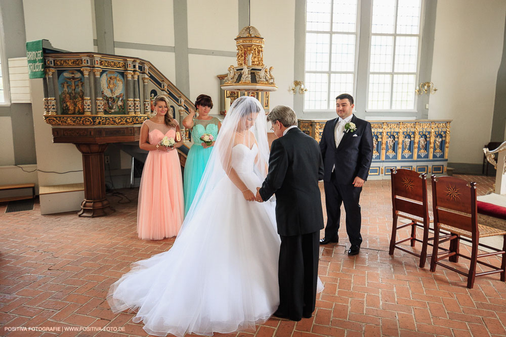 Hochzeit von Jan und Andrea in Grand Elyse Hamburg: Hochzeitsfotos und Hochzeitsclip - Vitaly Nosov & Nikita Kret / Positiva Fotografie