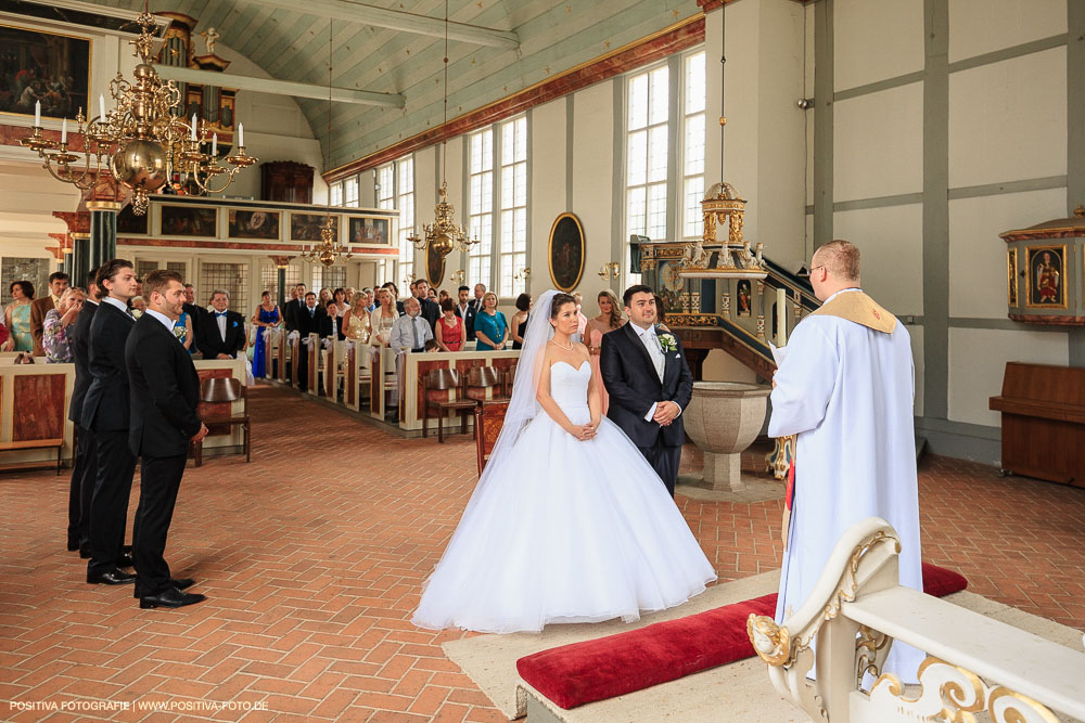 Hochzeit von Jan und Andrea in Grand Elyse Hamburg: Hochzeitsfotos und Hochzeitsclip - Vitaly Nosov & Nikita Kret / Positiva Fotografie