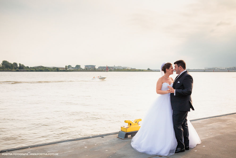 Hochzeit von Jan und Andrea in Grand Elyse Hamburg: Hochzeitsfotos und Hochzeitsclip - Vitaly Nosov & Nikita Kret / Positiva Fotografie