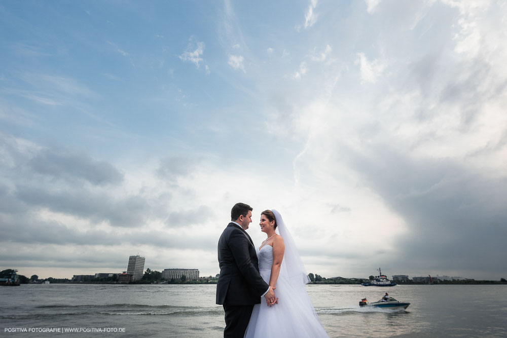 Hochzeit von Jan und Andrea in Grand Elyse Hamburg: Hochzeitsfotos und Hochzeitsclip - Vitaly Nosov & Nikita Kret / Positiva Fotografie