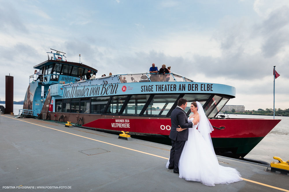 Hochzeit von Jan und Andrea in Grand Elyse Hamburg: Hochzeitsfotos und Hochzeitsclip - Vitaly Nosov & Nikita Kret / Positiva Fotografie