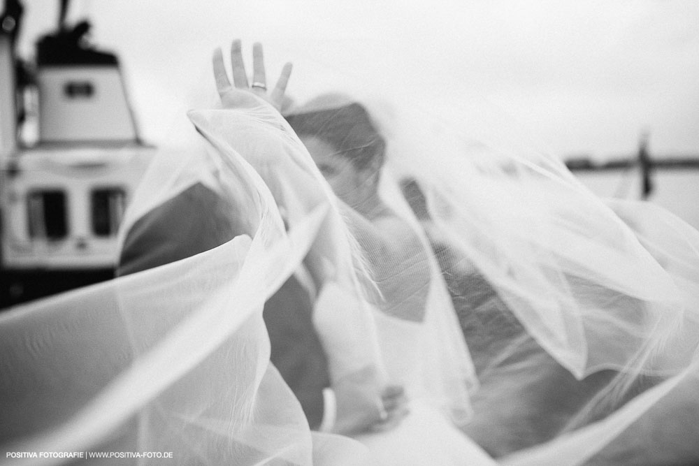 Hochzeit von Jan und Andrea in Grand Elyse Hamburg: Hochzeitsfotos und Hochzeitsclip - Vitaly Nosov & Nikita Kret / Positiva Fotografie