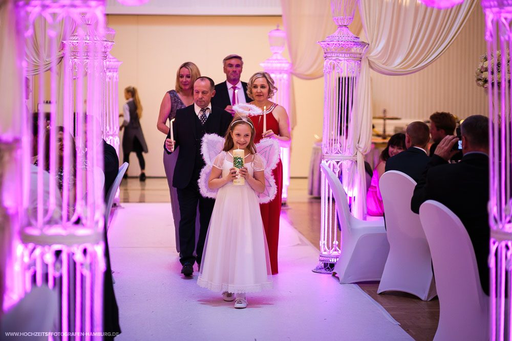 Hochzeit von Kristina und Hannes, Hochzeitsfeier in Le Royal in Hamburg / Vitaly Nosov & Nikita Kret - Hochzeitsfotografie