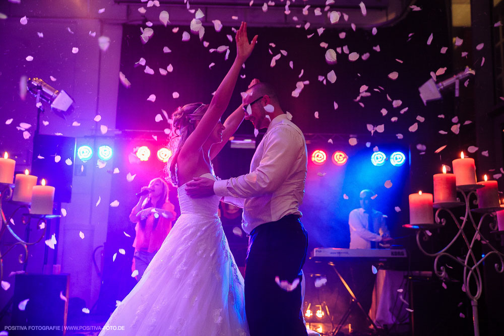 Hochzeit von Maria und Ingwio in Lübeck: Hochzeitsreportage und Brautpaarportraits - Hochzeitsfotografen Vitaly Nosov & Nikita Kret / Positiva Fotografie