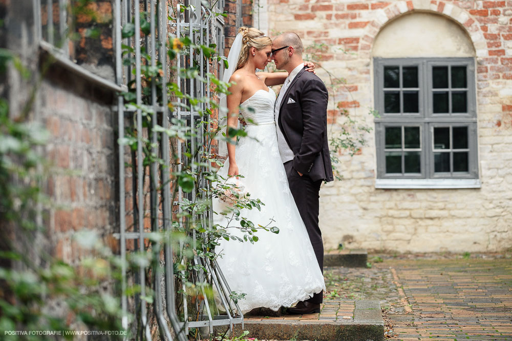 Hochzeit von Maria und Ingwio in Lübeck: Hochzeitsreportage und Brautpaarportraits - Hochzeitsfotografen Vitaly Nosov & Nikita Kret / Positiva Fotografie