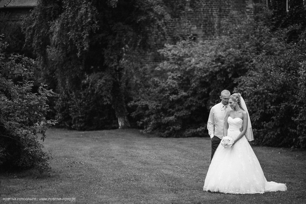 Hochzeit von Maria und Ingwio in Lübeck: Hochzeitsreportage und Brautpaarportraits - Hochzeitsfotografen Vitaly Nosov & Nikita Kret / Positiva Fotografie