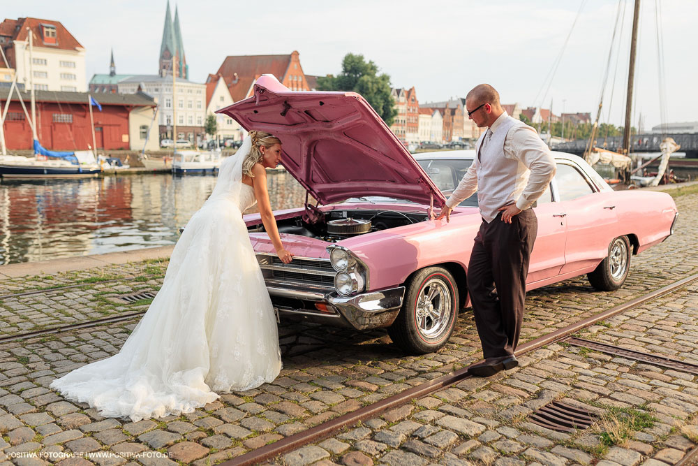 Hochzeit von Maria und Ingwio in Lübeck: Hochzeitsreportage und Brautpaarportraits - Hochzeitsfotografen Vitaly Nosov & Nikita Kret / Positiva Fotografie