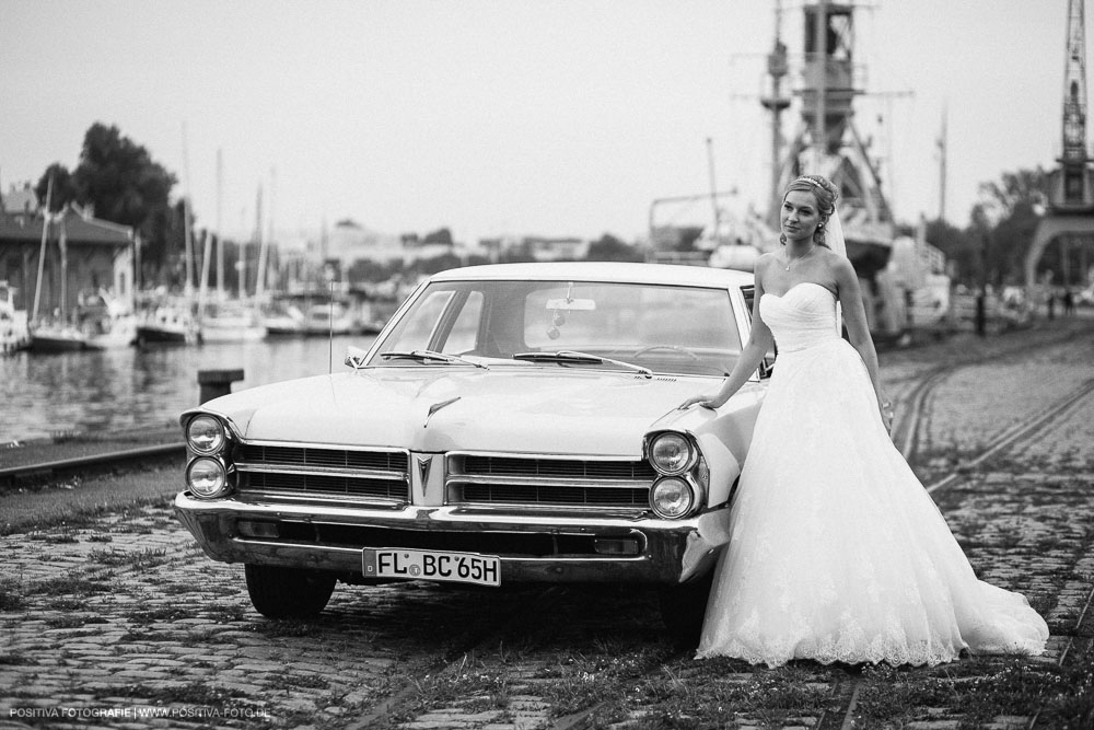 Hochzeit von Maria und Ingwio in Lübeck: Hochzeitsreportage und Brautpaarportraits - Hochzeitsfotografen Vitaly Nosov & Nikita Kret / Positiva Fotografie