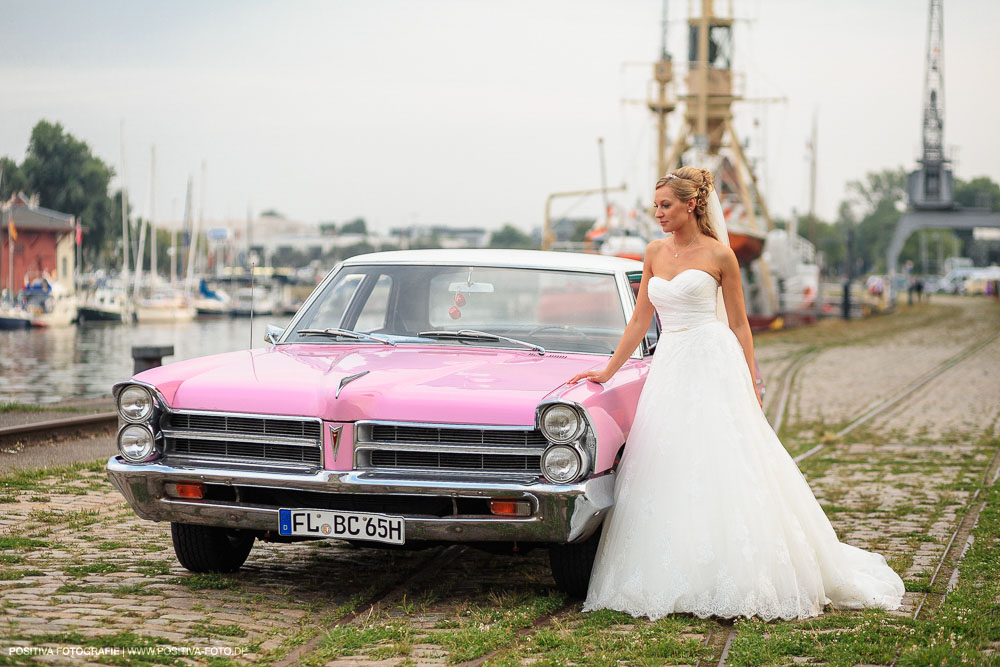 Hochzeit von Maria und Ingwio in Lübeck: Hochzeitsreportage und Brautpaarportraits - Hochzeitsfotografen Vitaly Nosov & Nikita Kret / Positiva Fotografie