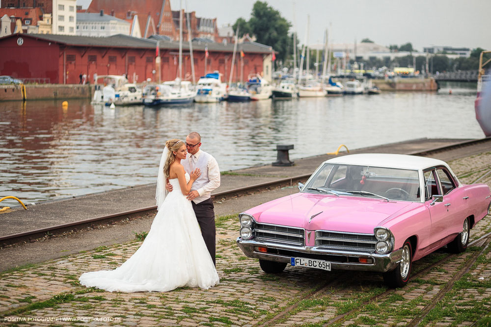 Hochzeit von Maria und Ingwio in Lübeck: Hochzeitsreportage und Brautpaarportraits - Hochzeitsfotografen Vitaly Nosov & Nikita Kret / Positiva Fotografie