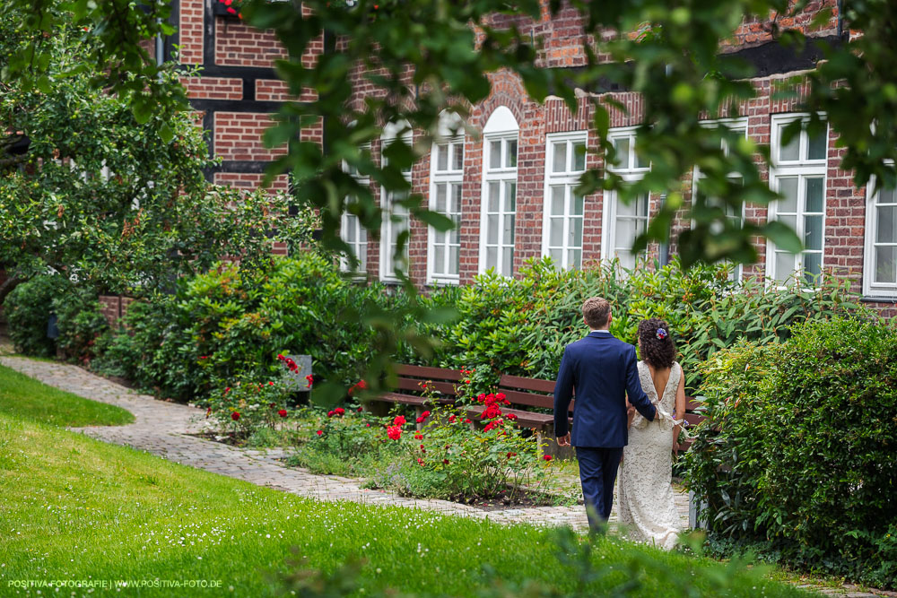 Brautpaarportraits von Xenia und Dimitri in Lüneburg / Positiva Fotografie - Hochzeitsfotografen aus Hamburg