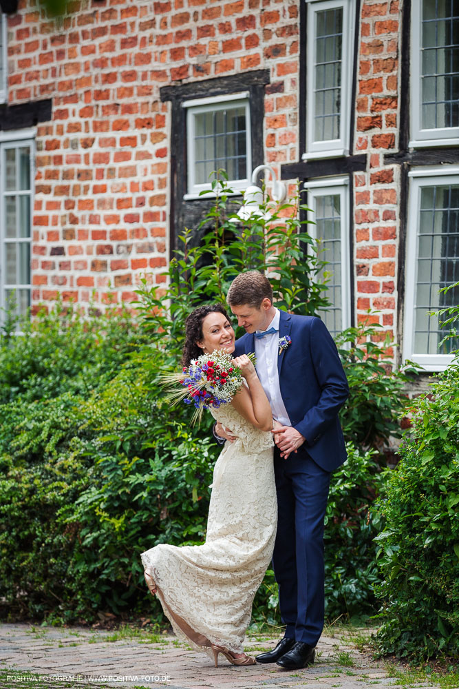 Brautpaarportraits von Xenia und Dimitri in Lüneburg / Positiva Fotografie - Hochzeitsfotografen aus Hamburg