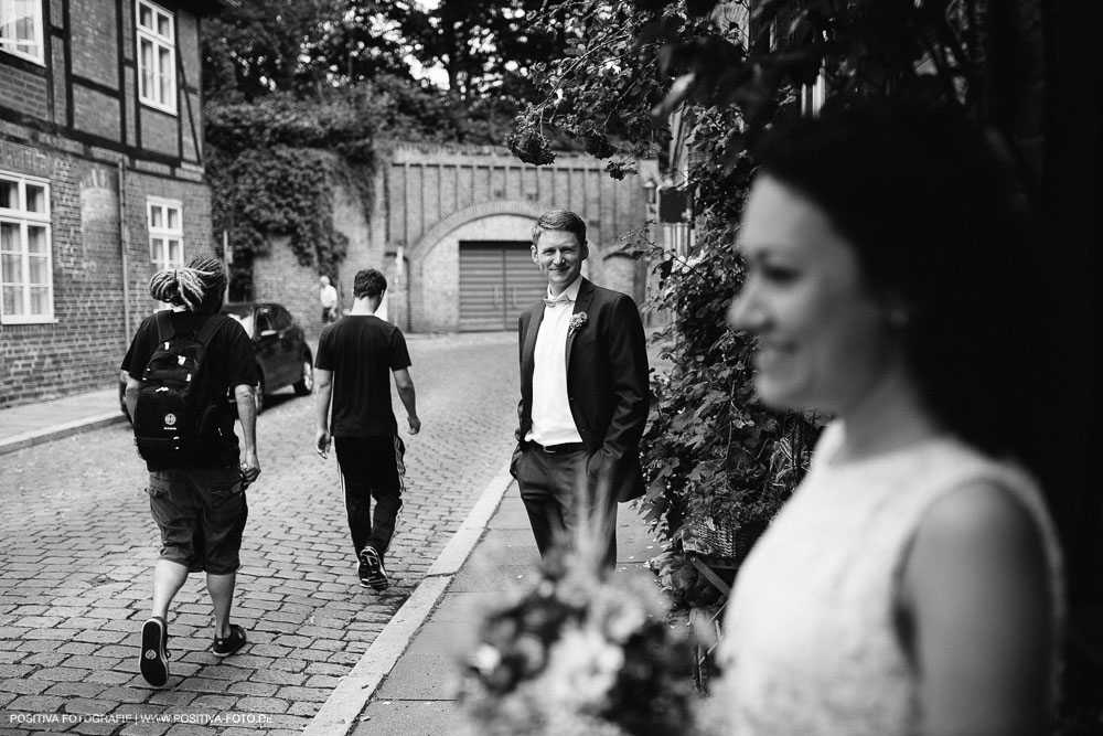 Brautpaarportraits von Xenia und Dimitri in Lüneburg / Positiva Fotografie - Hochzeitsfotografen aus Hamburg