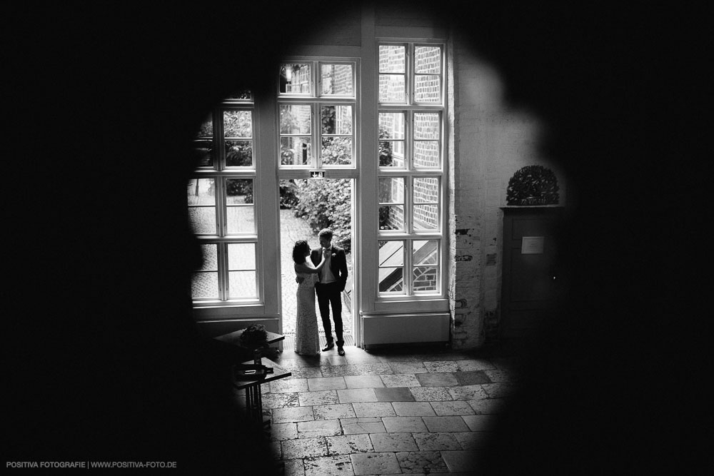 Brautpaarportraits von Xenia und Dimitri in Lüneburg / Positiva Fotografie - Hochzeitsfotografen aus Hamburg