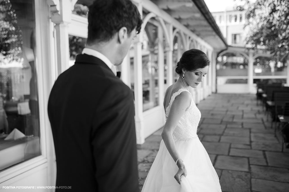 Hochzeit von Aliya & Mathias im Zollenspieker Fährhaus an der Elbe in Hamburg / Vitaly Nosov & Nikita Kret - Hochzeitsfotograf