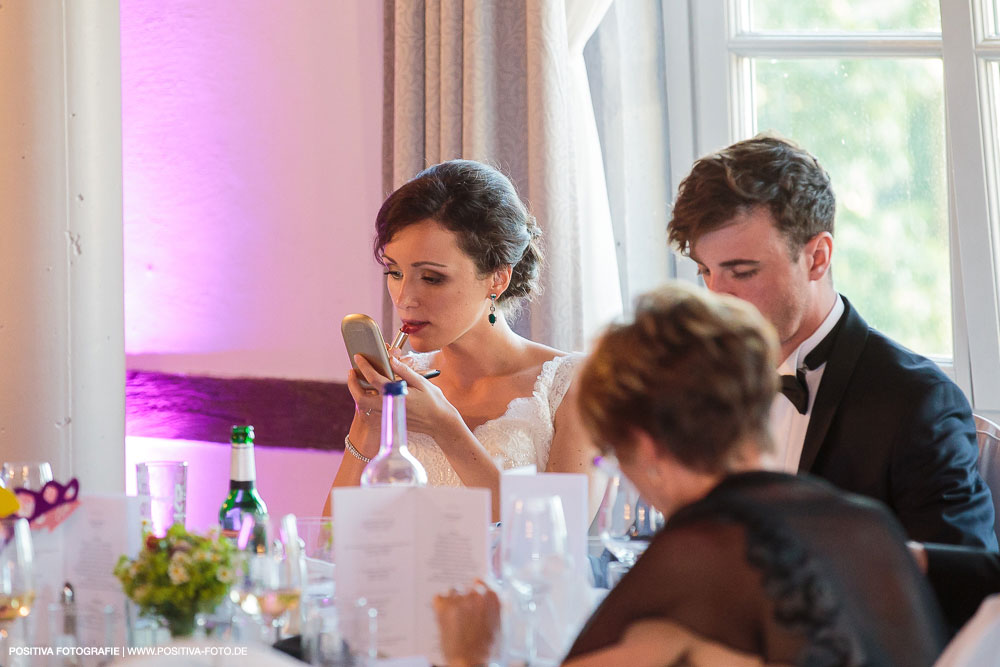 Hochzeit von Aliya & Mathias im Zollenspieker Fährhaus an der Elbe in Hamburg / Vitaly Nosov & Nikita Kret - Hochzeitsfotograf