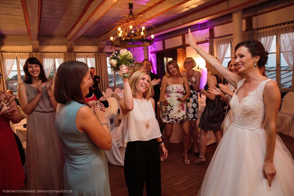 Hochzeit von Aliya & Mathias im Zollenspieker Fährhaus an der Elbe in Hamburg / Vitaly Nosov & Nikita Kret - Hochzeitsfotograf