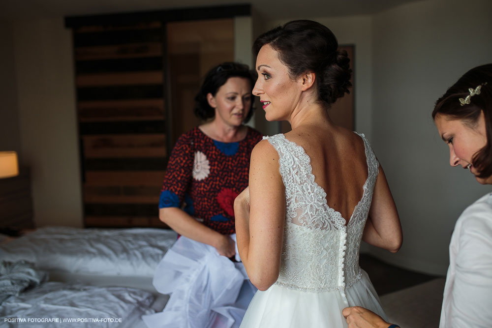 Hochzeit von Aliya & Mathias im Zollenspieker Fährhaus an der Elbe in Hamburg / Vitaly Nosov & Nikita Kret - Hochzeitsfotograf