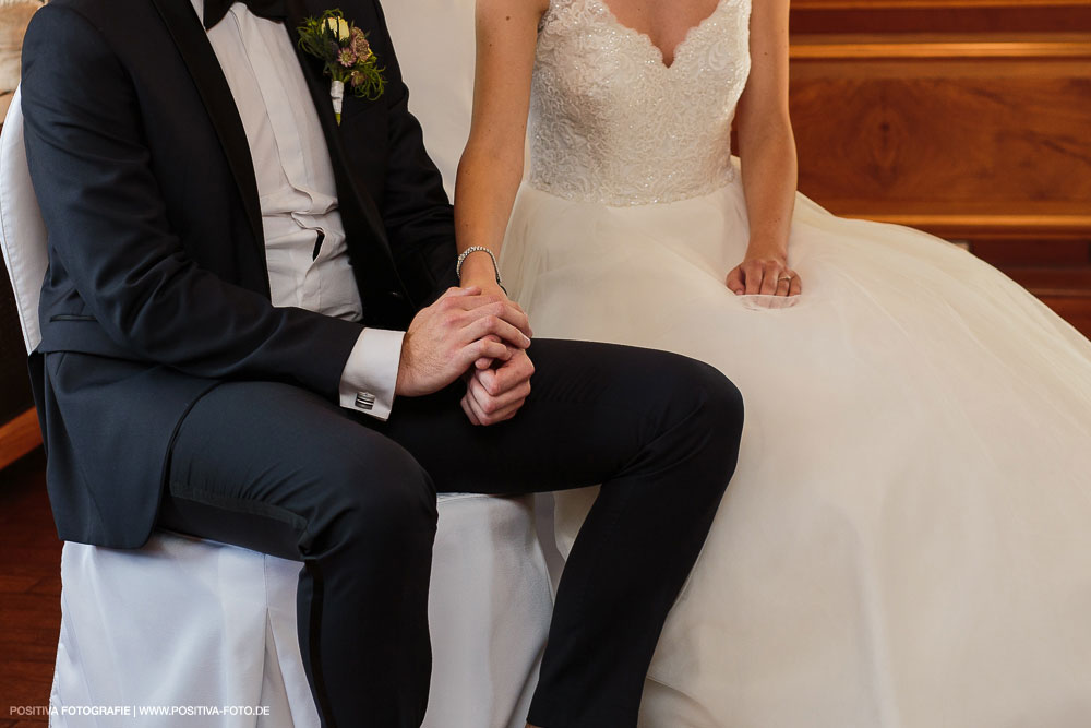 Hochzeit von Aliya & Mathias im Zollenspieker Fährhaus an der Elbe in Hamburg / Vitaly Nosov & Nikita Kret - Hochzeitsfotograf