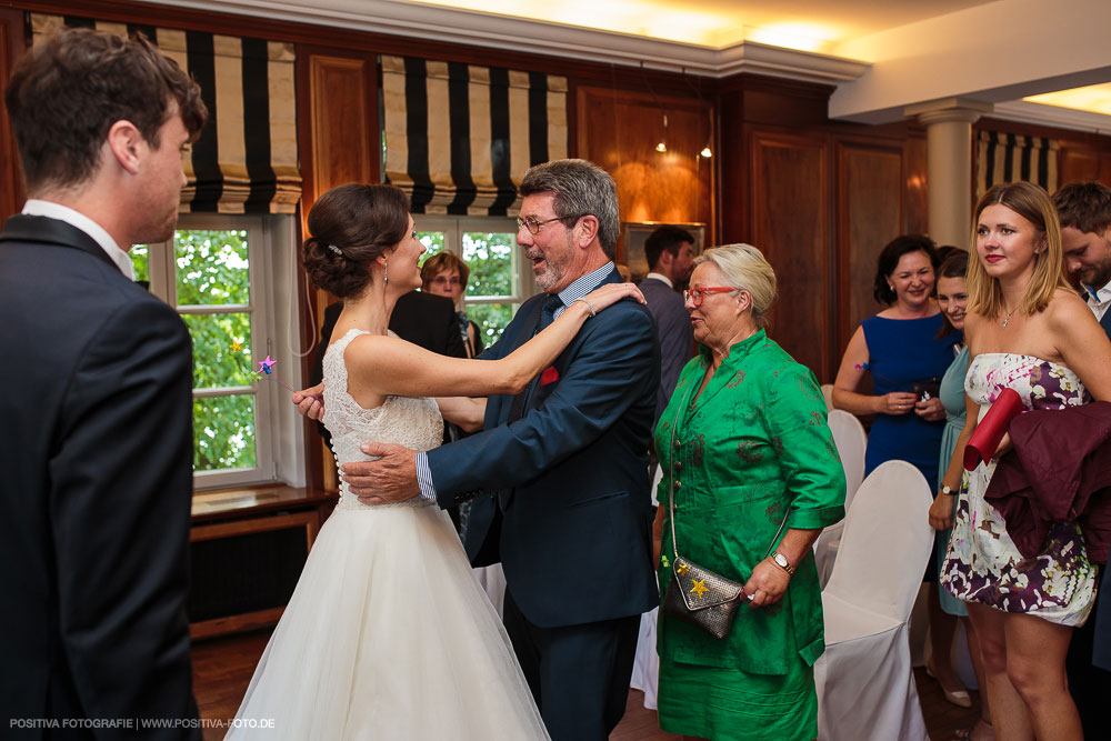 Hochzeit von Aliya & Mathias im Zollenspieker Fährhaus an der Elbe in Hamburg / Vitaly Nosov & Nikita Kret - Hochzeitsfotograf