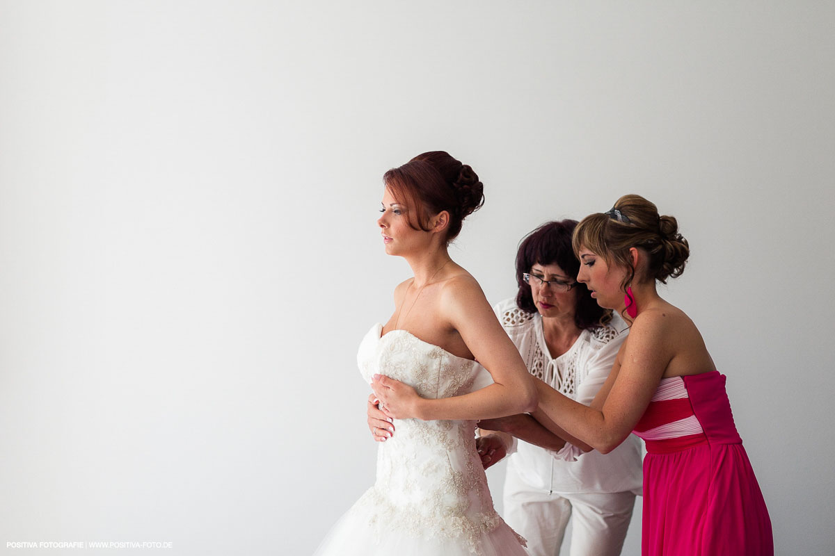 Hochzeit von Olga und Wladimir in Rendsburg in Schleswig-Holstein. Hochzeitsfotografen - Fotografen Vitaly Nosov und Nikita Kret / Positiva Fotografie