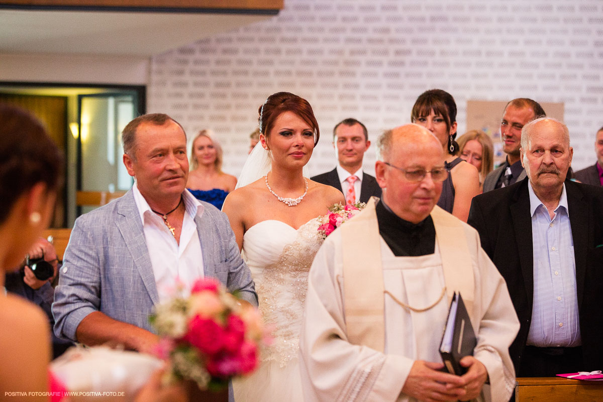 Hochzeit von Olga und Wladimir in Rendsburg in Schleswig-Holstein. Hochzeitsfotografen - Fotografen Vitaly Nosov und Nikita Kret / Positiva Fotografie