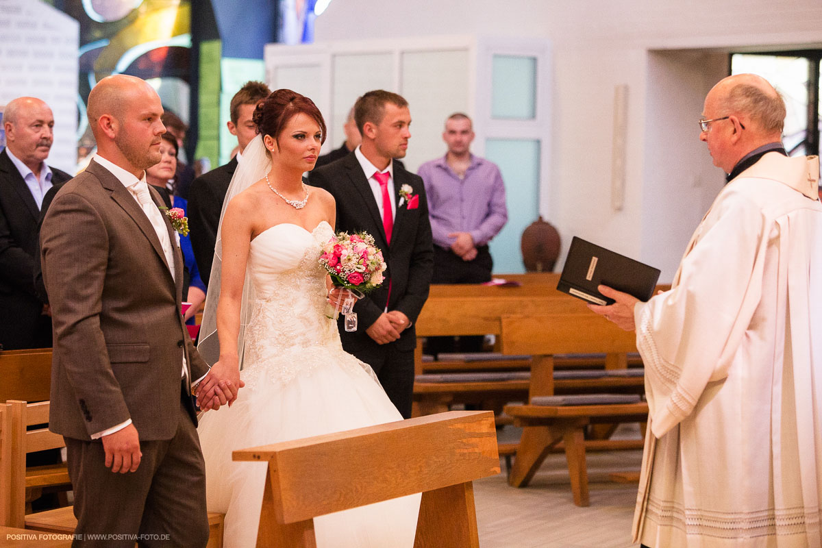 Hochzeit von Olga und Wladimir in Rendsburg in Schleswig-Holstein. Hochzeitsfotografen - Fotografen Vitaly Nosov und Nikita Kret / Positiva Fotografie