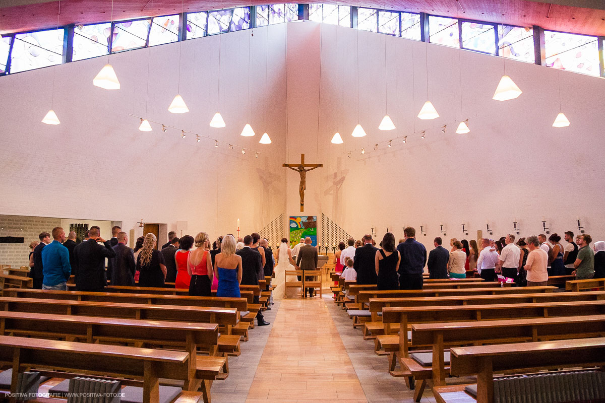 Hochzeit von Olga und Wladimir in Rendsburg in Schleswig-Holstein. Hochzeitsfotografen - Fotografen Vitaly Nosov und Nikita Kret / Positiva Fotografie