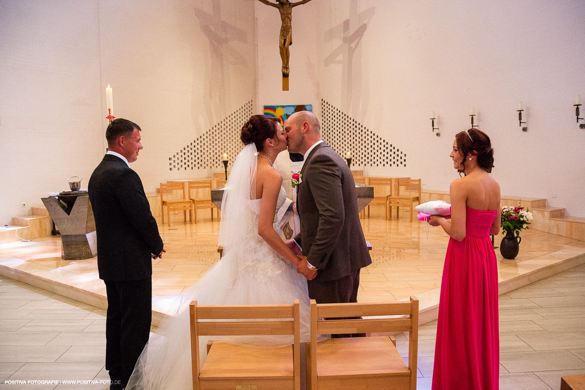 Hochzeit von Olga und Wladimir in Rendsburg in Schleswig-Holstein. Hochzeitsfotografen - Fotografen Vitaly Nosov und Nikita Kret / Positiva Fotografie