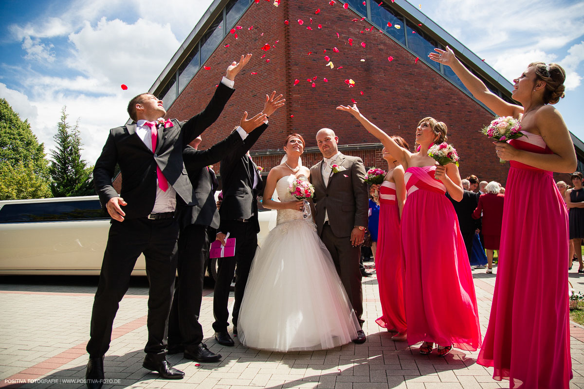 Hochzeit von Olga und Wladimir in Rendsburg in Schleswig-Holstein. Hochzeitsfotografen - Fotografen Vitaly Nosov und Nikita Kret / Positiva Fotografie