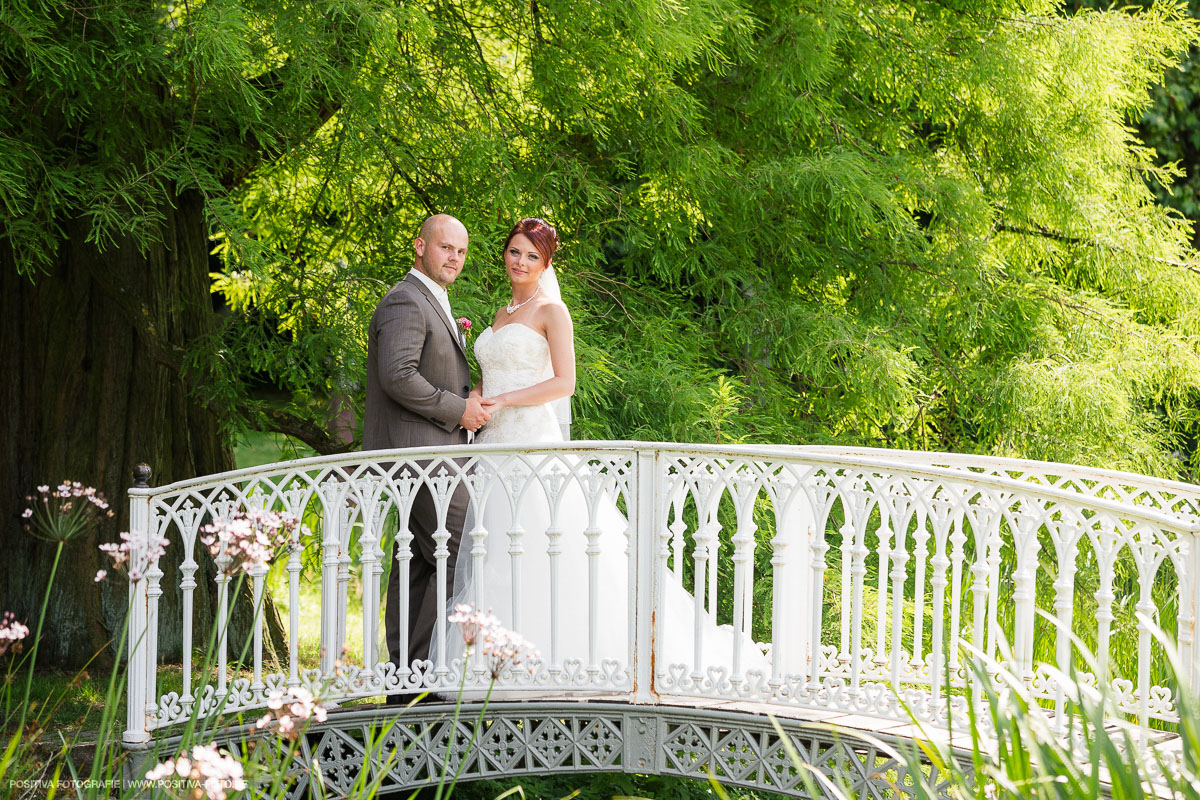 Hochzeit von Olga und Wladimir in Rendsburg in Schleswig-Holstein. Hochzeitsfotografen - Fotografen Vitaly Nosov und Nikita Kret / Positiva Fotografie